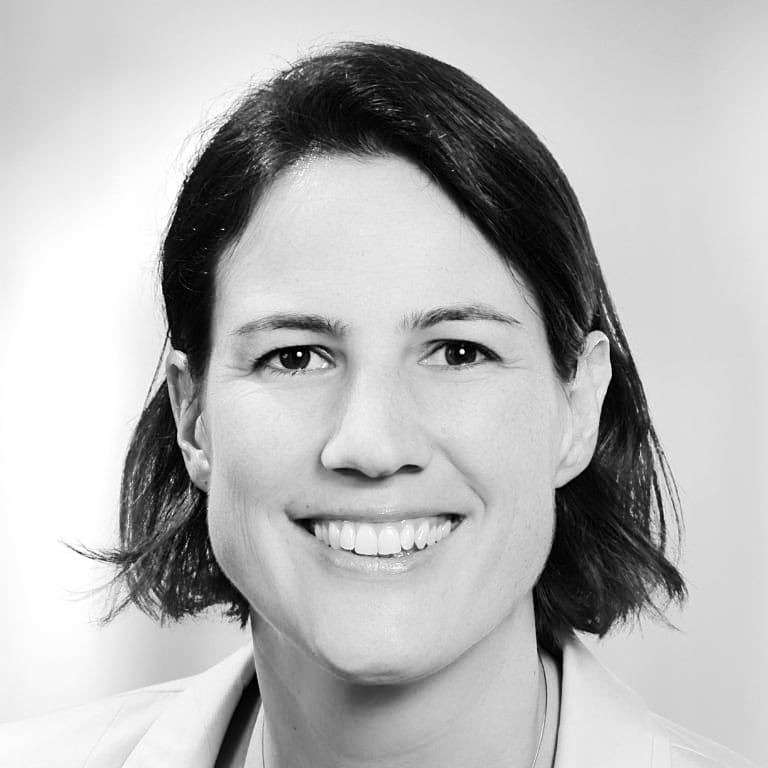 Dr. Claudia Mauser
